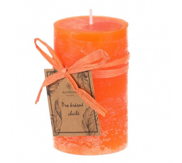 Svíčka, tvar válec - bez vůně, parafín, barva oranžová.