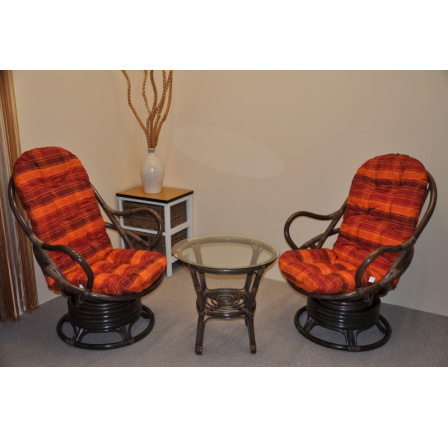 Ratanová souprava Swivel + stolek hnědá polstry oranžová kostka