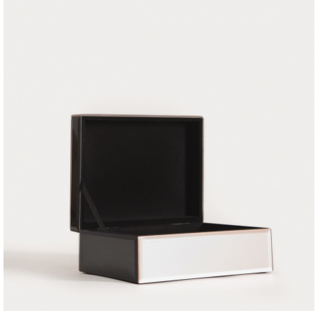 Šperkovnice AMOSA v zrcadlových trojúhelnících 19x15x8 cm 753152