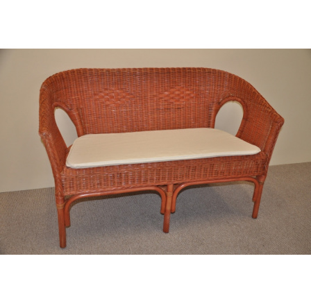 Ratanová lavice Fabion koňak s polstrem bílým Ratanová lavice Fabion koňak s polstrem bílým