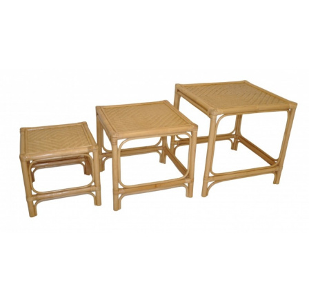 Set 3 kusů ratanových stolků Set 3 kusů ratanových stolků
